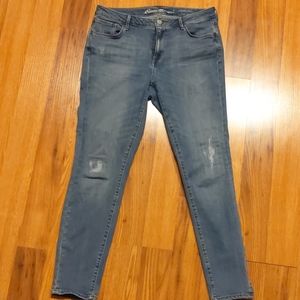 Eddie Bauer medium wash jeans